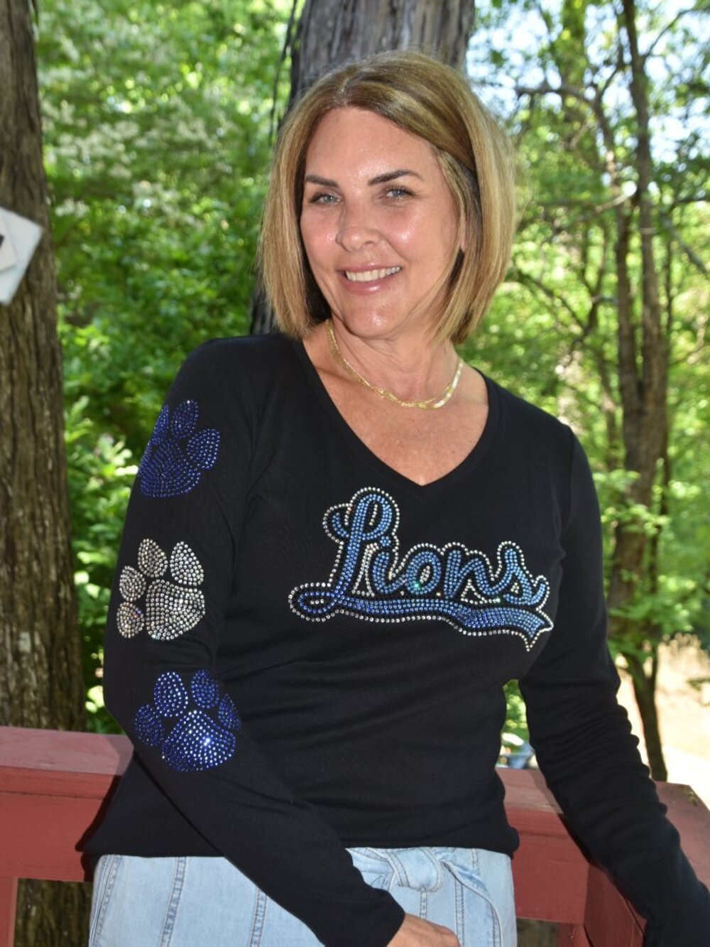 Lions rhinestone bling black Vneck long sleeve shirt XS S M L XL XXL 1X 2X…